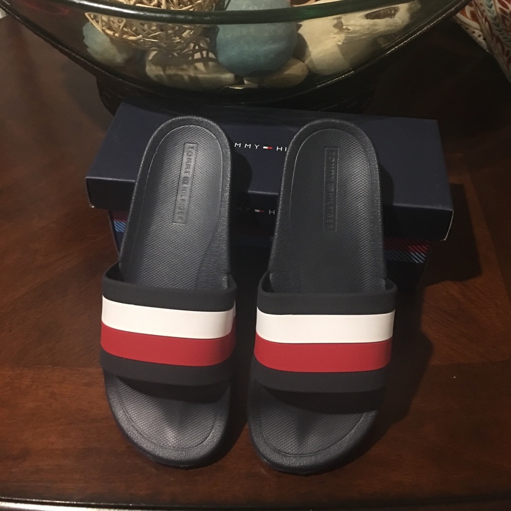 Tommy slides
